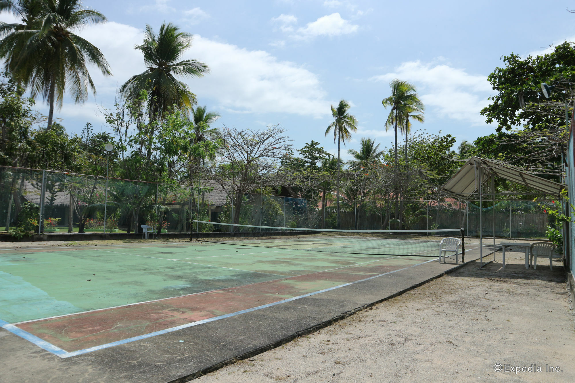 Dos Palmas Island Resort & Spa Puerto Princesa Exterior photo