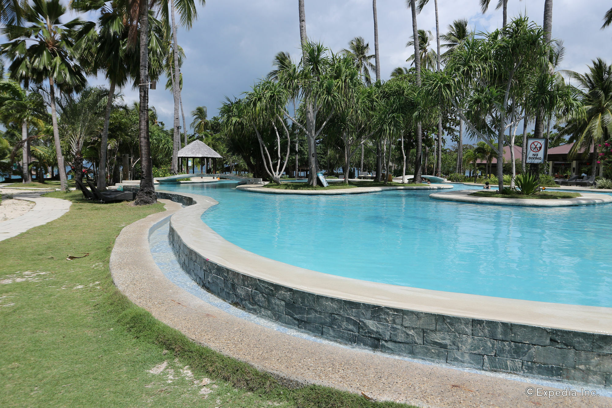 Dos Palmas Island Resort & Spa Puerto Princesa Exterior photo